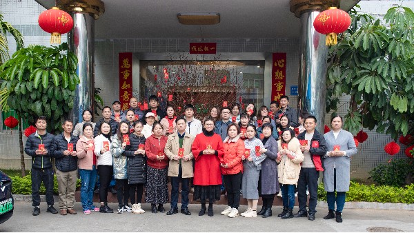 世邦注塑加工祝您2022萬(wàn)事順意，虎力全開！